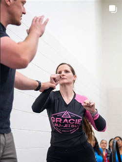 Gracie Combatives